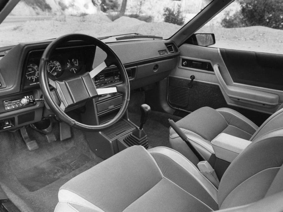  Dodge Shelby Charger GLHS 1987 года  (фото 2 из 3)